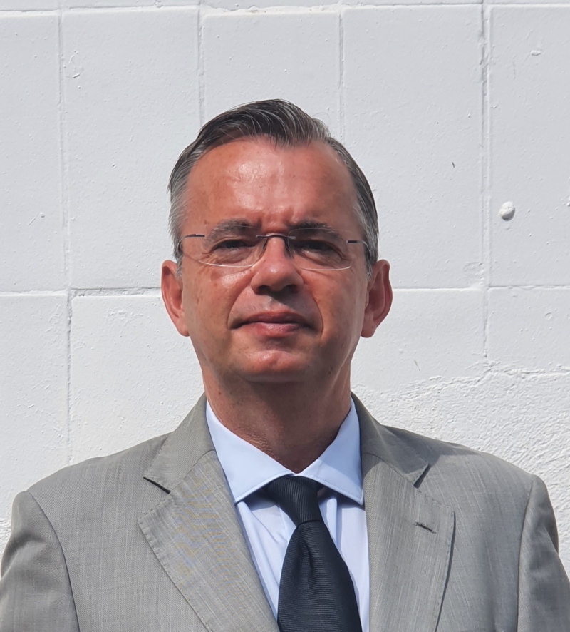 pardagm-traje-1er-plano